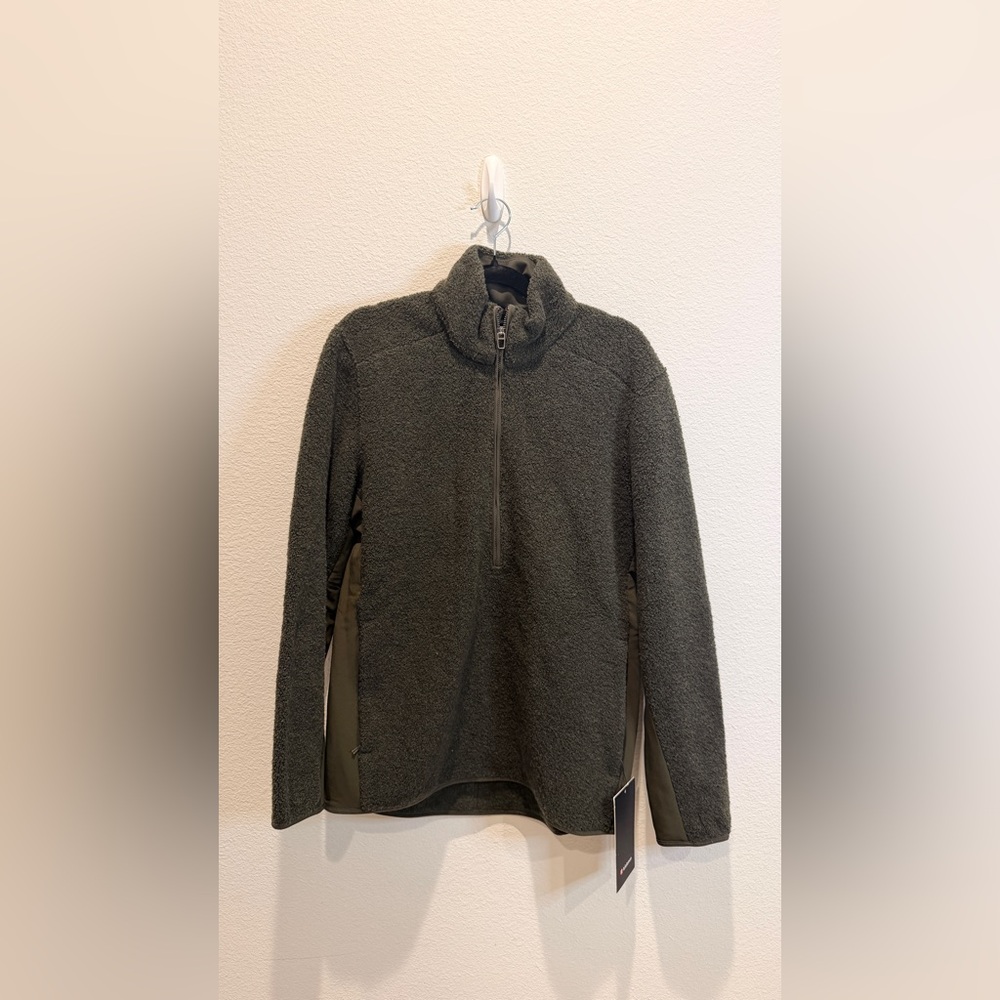 Lululemon Tundra Trek 1/2 zip nwt